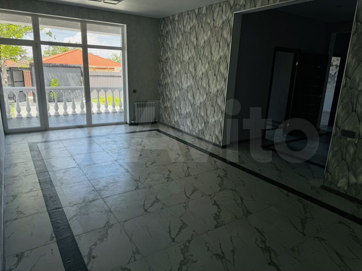 Дом 140 м² на участке 4 сот.