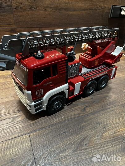 Машина пожарная большая