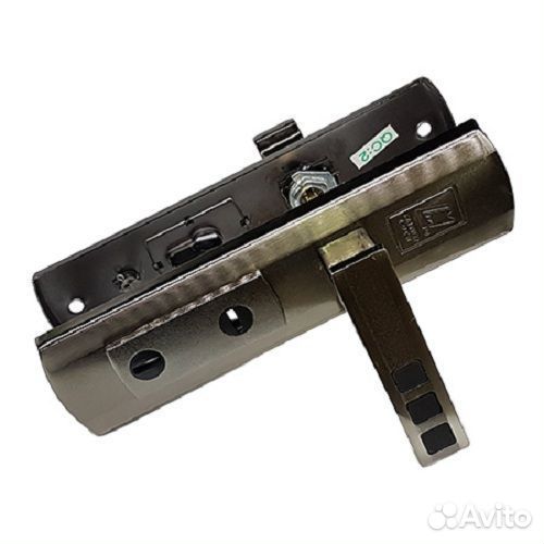 Дверные ручки на планке