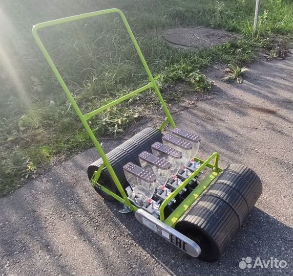 Ручная сеялка 5-ти рядная овощная