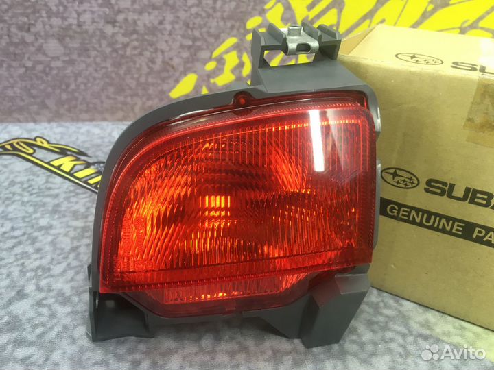 Фонарь задний левый бампер Субару Легаси Legacy