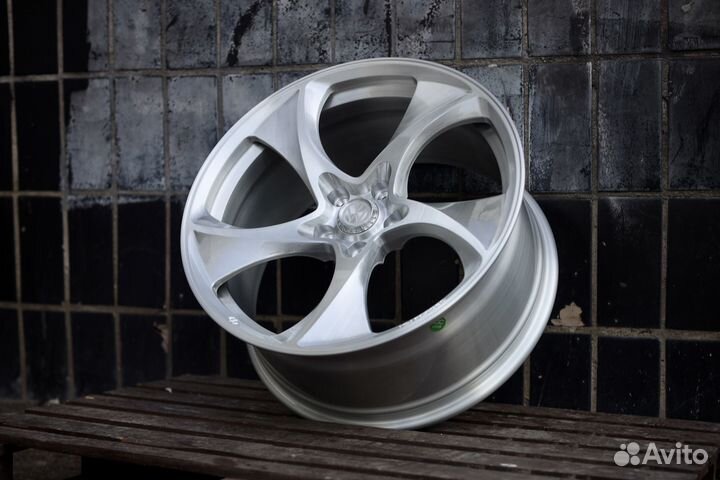 Кованые диски MW Forged MW075 R19 5/112