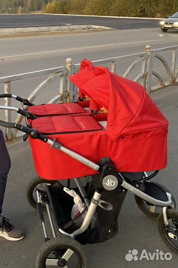 Коляска доя двойни
