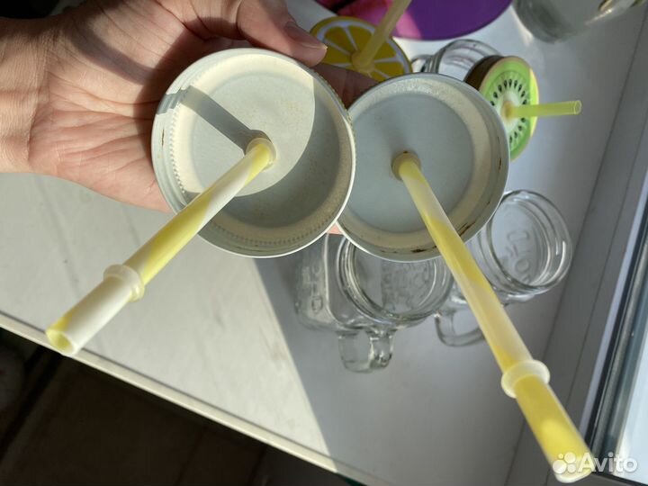 Банка с крышкой и трубочкой для коктейлей 4шт