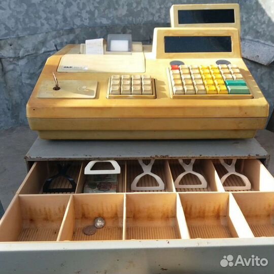 Кассовый аппарат - 90-е