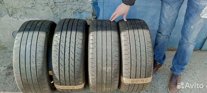 Yokohama 125T 25/45 R17