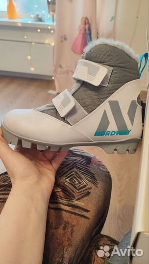 Лыжные ботинки