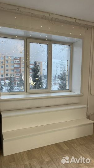 Лестница подиум