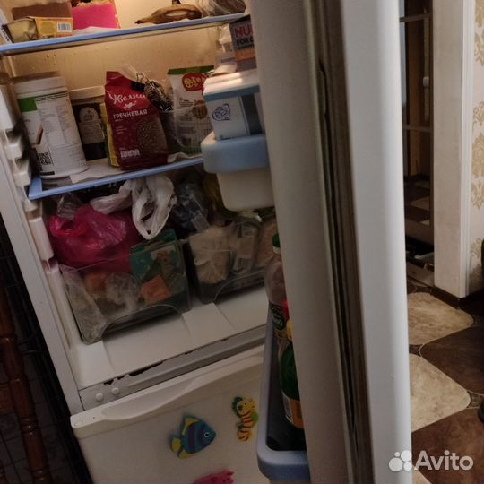 Холодильник бу indesit