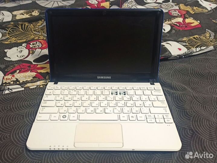 Нетбук Samsung NP-NC 110