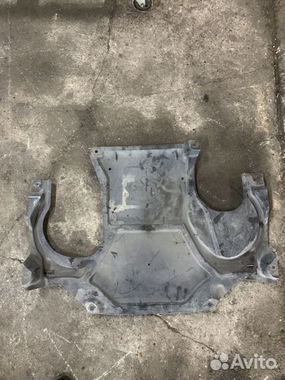 Мерседес W204 W207 защита двигателя