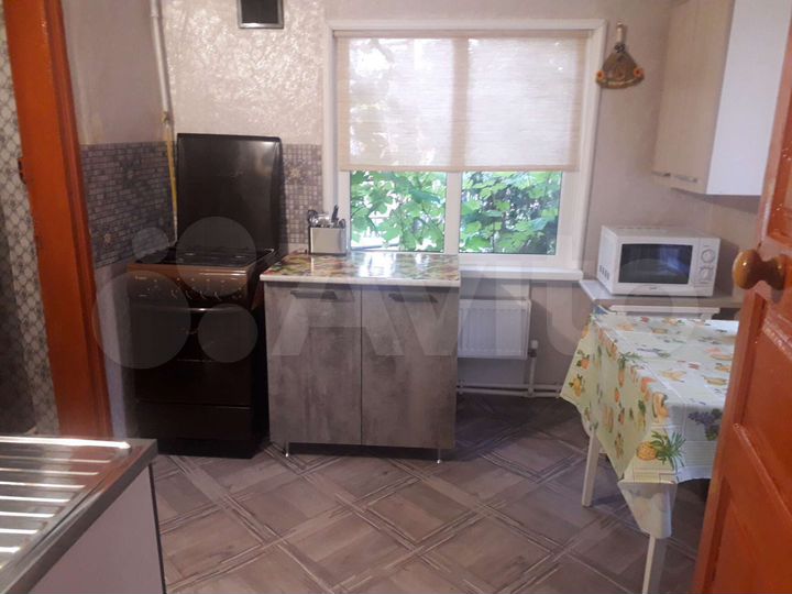 Дом 56 м² на участке 5 сот.