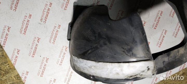 Подкрылок передний правый Volkswagen Tiguan CCZ