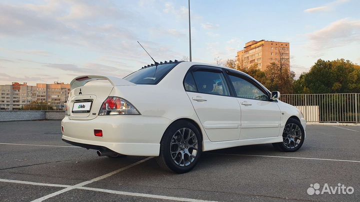 Mitsubishi Lancer 2.0 AT, 2005, 330 000 км