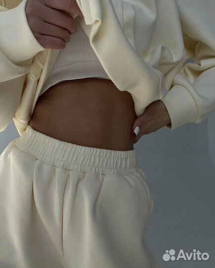 Костюм спортивный женский