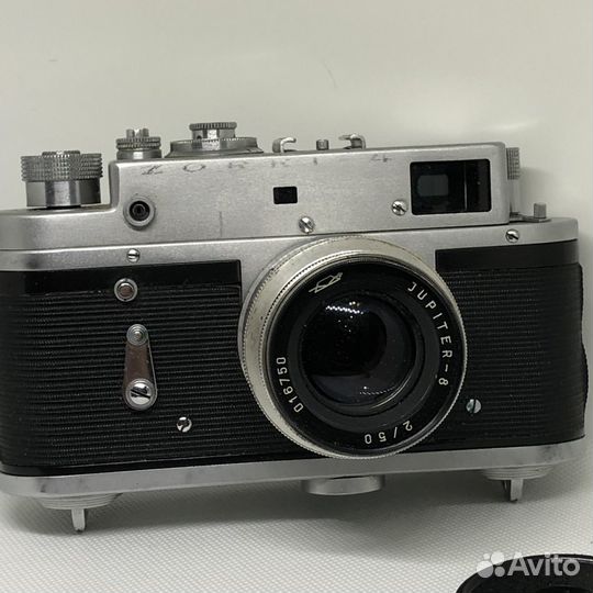 Пленочный фотоаппарат Зорький-4