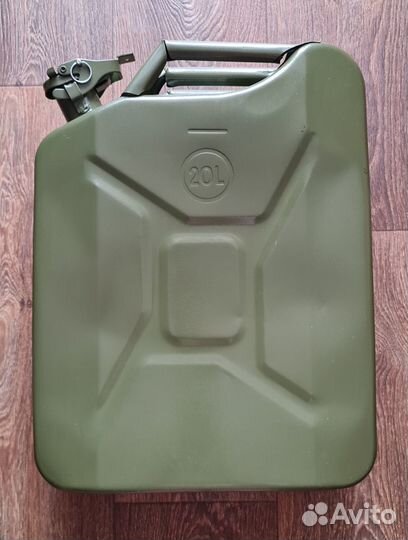 Канистры для бензина