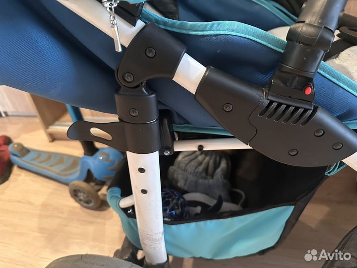 Прогулочная коляска