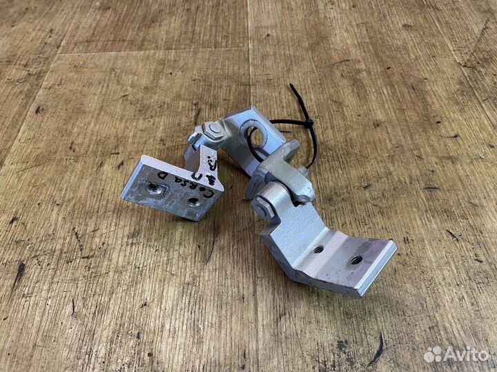 Петли двери задней правой Опель Корса Д Opel Corsa