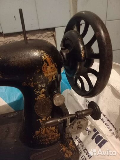 Швейная машинка зингер singer