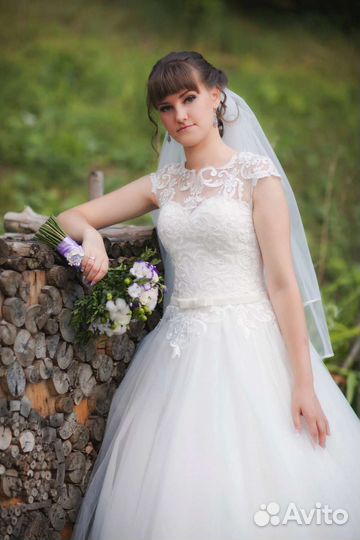 Свадебное платье 42-44