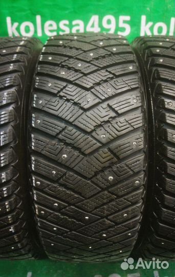 Goodyear UltraGrip Ice Arctic SUV 225/50 R18 102T