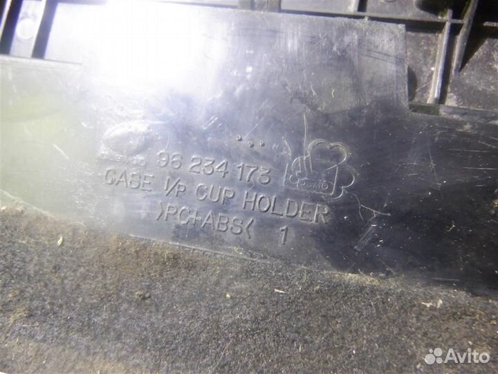 Подстаканник Шевроле Ланос