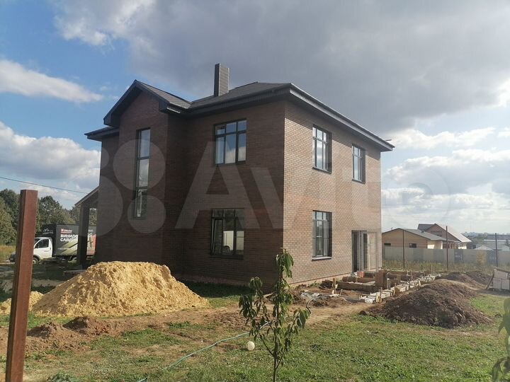 Дом 175 м² на участке 10 сот.