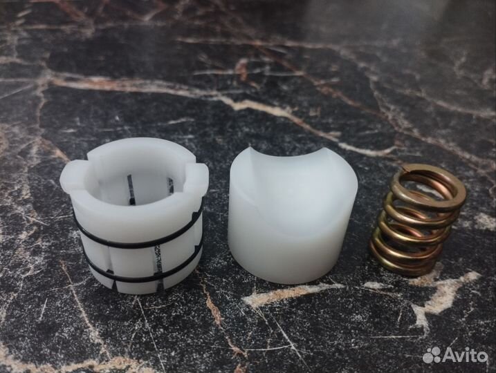 Ремкомплект рулевой рейки Тойота Королла NZE121