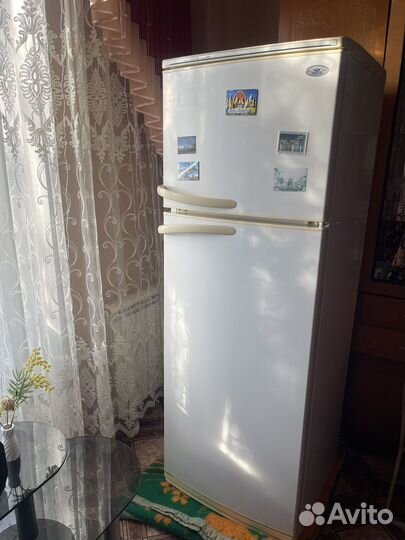 Холодильник атлант бу