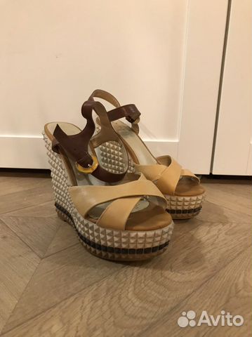 Босоножки женские