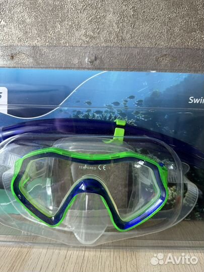 Маска с трубкой плавательная новая