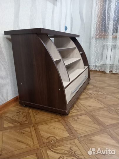 Тумба-комод под телевизор