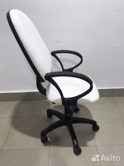 Компьютерное кресло