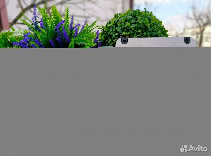 Литая табличка