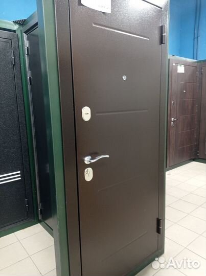 Дверь входная