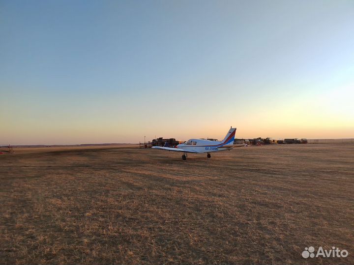 Полетай на самолете над городом