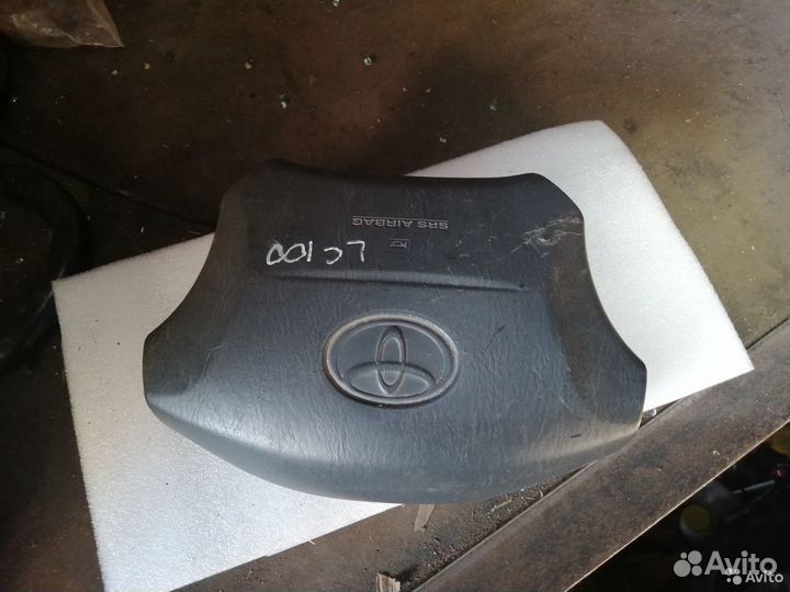 Подушка безопасности руля Toyota Land Cruiser 100