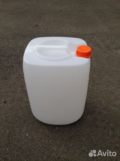 Канистра пластиковая