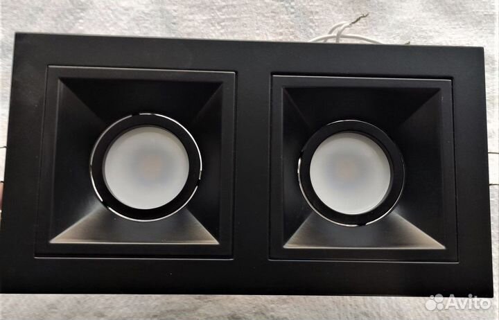 Светильник потолочный встраиваемый