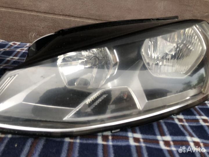 Левая фара 5G1 941 005 на Фольксваген гольф 7