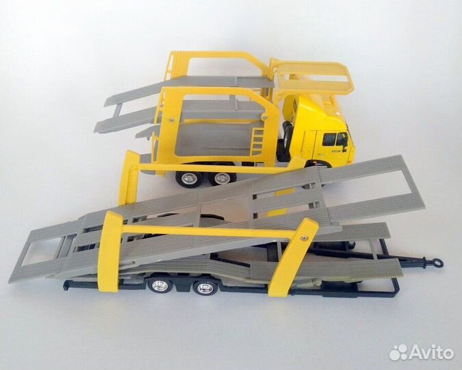 Камаз-54115 автовоз (жёлтый) Cararama/New ray