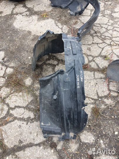 Подкрылок передний правый nissan juke F15