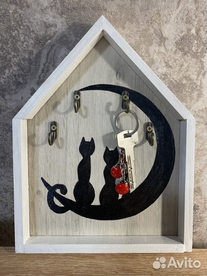 Ключница настенная из дерева