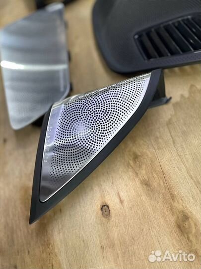 Bmw G30 сетки bowers wilkins в салон