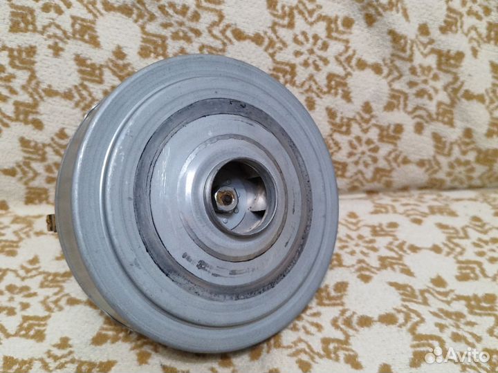 Электродвигатель VCM-K70BU. 1800