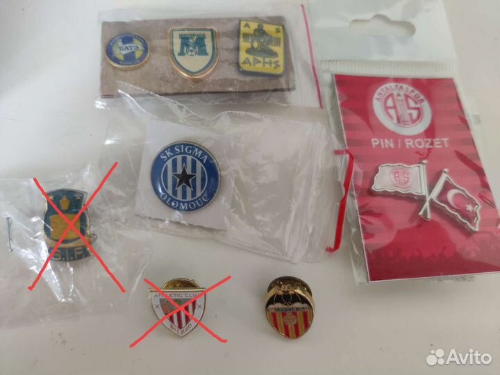 Значки футбольных клубов