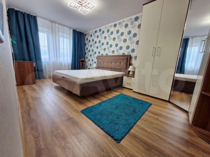 3-к. квартира, 80 м², 8/10 эт.