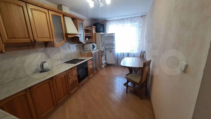 3-к. квартира, 116 м², 3/9 эт.