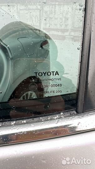 Стекло двери задней левой Toyota Camry XV70, 2018